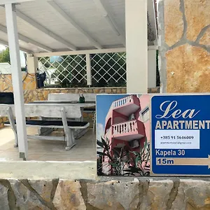  Appartement Lea With Pool Kroatië