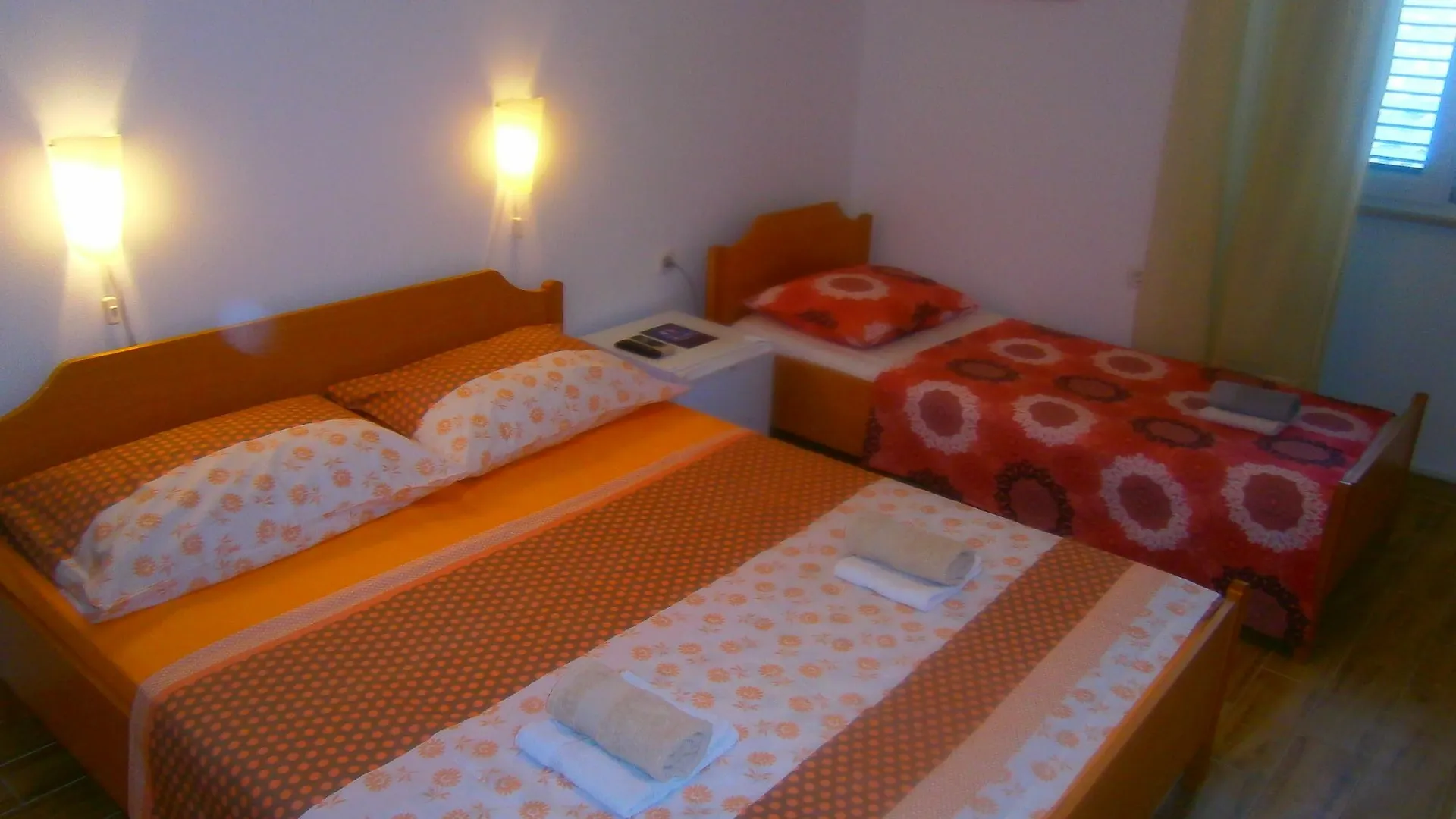 Rooms And Apartments Djanovic Split